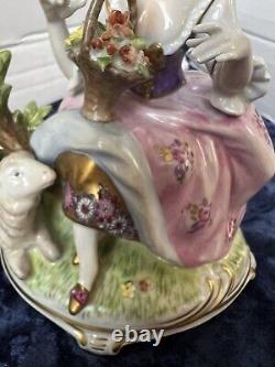 Vintage Unterweissbach 8324 Rare Figurine Beautiful