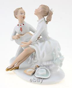 Vintage Wallendorf Figurine Young Pair with Guitar