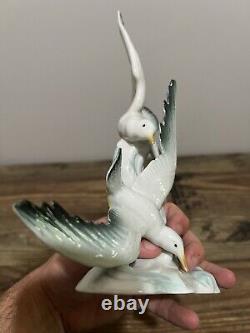 Vintage Wilhelm Rittirsch WR Dresden Germany Porcelain Flying Seagulls Figurine