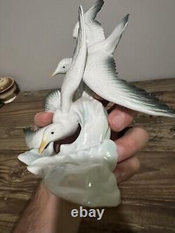 Vintage Wilhelm Rittirsch WR Dresden Germany Porcelain Flying Seagulls Figurine