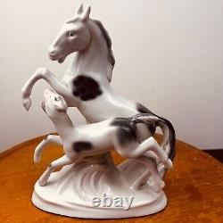 Vtg Fasold Stauch Wallendorf Horse Porcelain Figurine Germany Mare Foal Rare