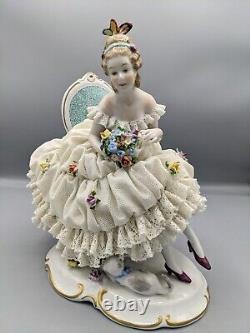 Vtg Large Unterweissbach German Dresden Lady W Flowers Porcelain Lace Figurine