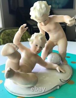 Vtg SCHAUBACH KUNST 2 Boys With Ball WALLENDORF Figurine PORCELAIN German CHERUB
