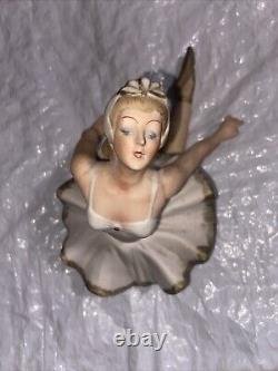 Vtg Wallendorf Shaubach Kunst Porcelain Ballerina Figures Swan Lake Set Of 2