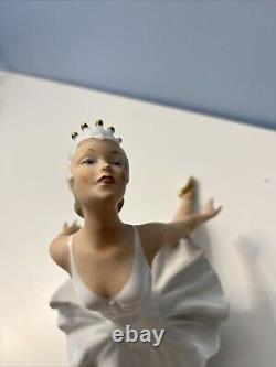 WALLENDORF SHAUBACH KUNST Germany Vintage Porcelain Ballerina Figure Swan Lake