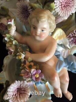 Y55 Beautiful Antique German Porcelain Sitzendorf figurine 1887 Year